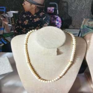 Collar blanco